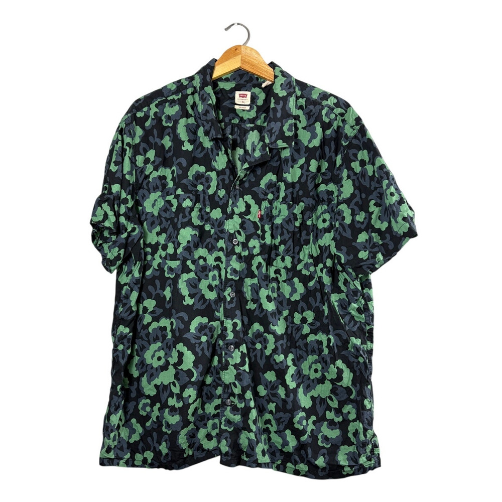 Men's Camouflage Levi's Button Up Shirt L
